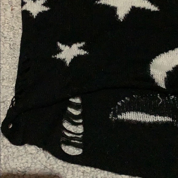 moon and stars sweater - Picture 2 of 2